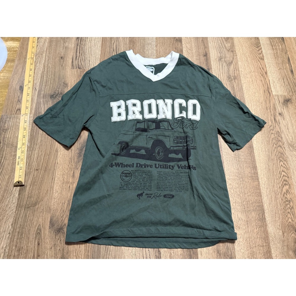 Ford Shirts Womens Size XS Dark Green Short sleeve V-Neck Graphic Tee Bronco